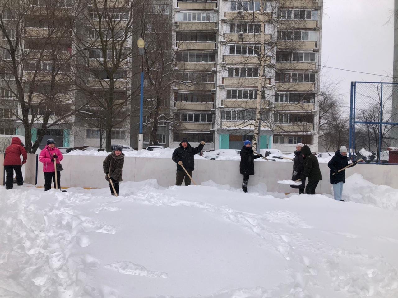 Каток на сухонской