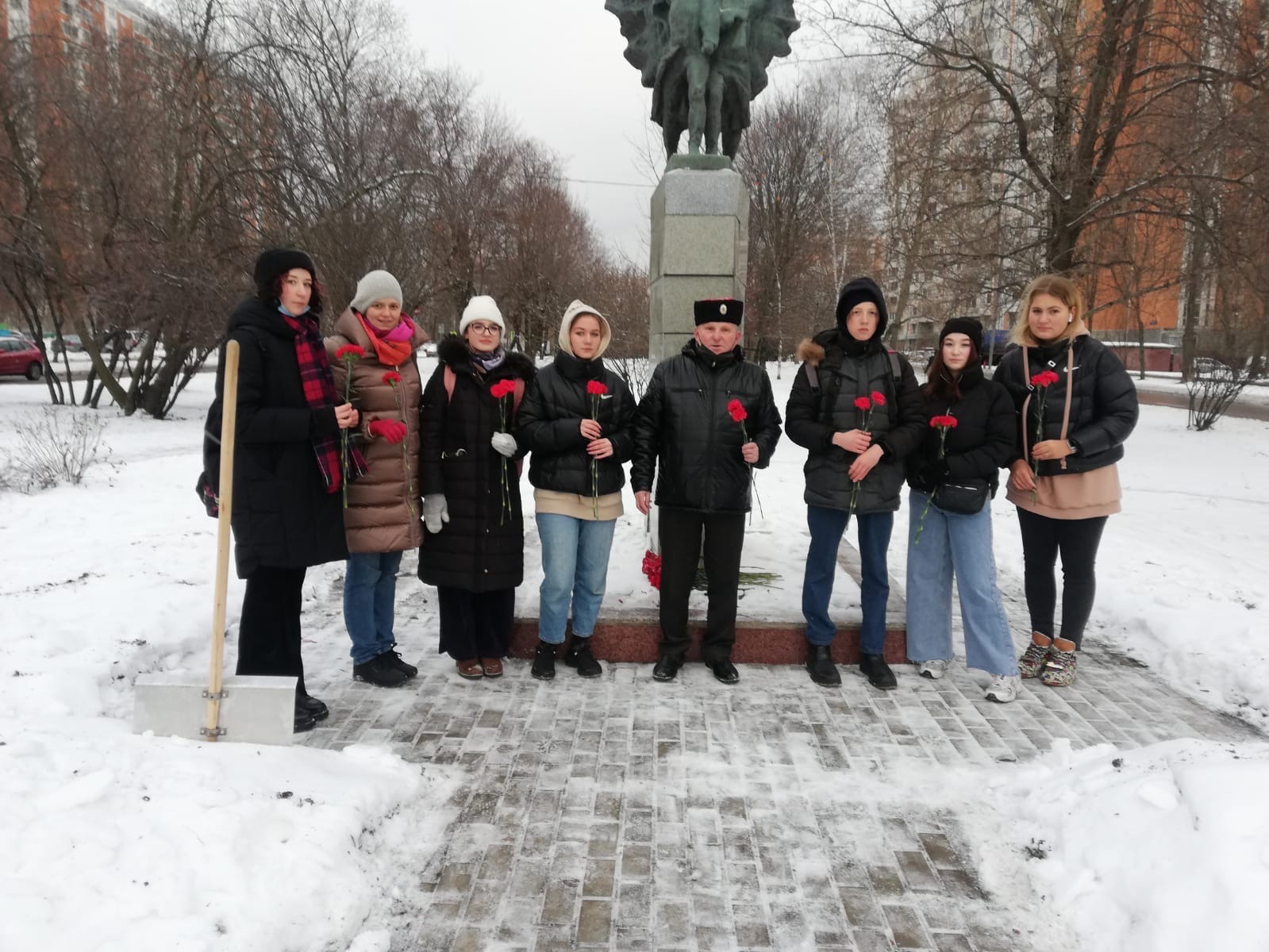 В Южном Медведкове почтили память павших солдат в честь 80-летия Битвы за Москву